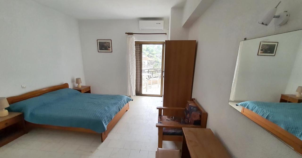 Hotel Pashos
